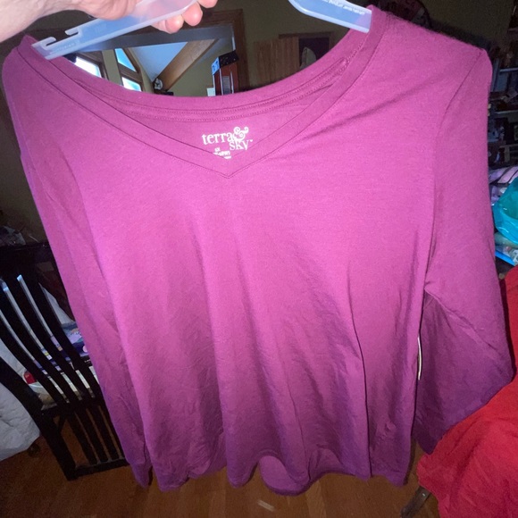 Ladies shirt - Picture 2 of 4